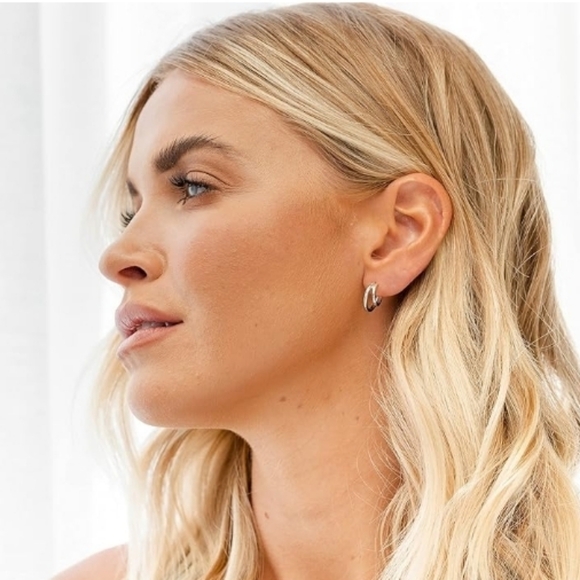 14K White Gold Plated Huggie Triple Split Hoop Earrings - Picture 3 of 6